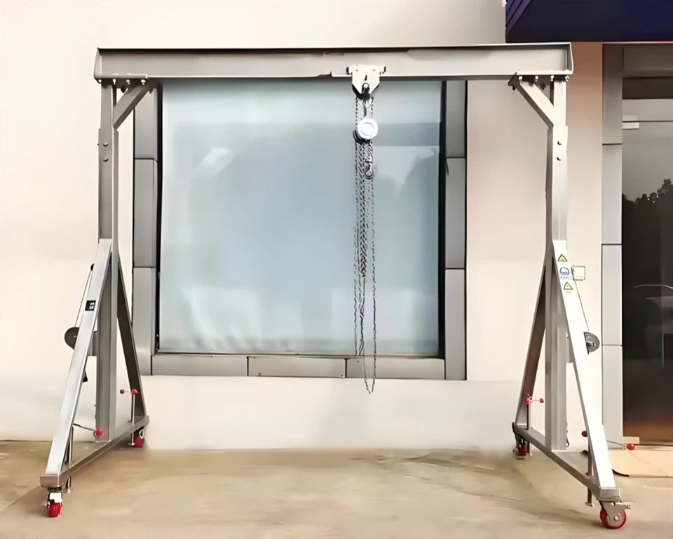 portable aluminum gantry crane-4